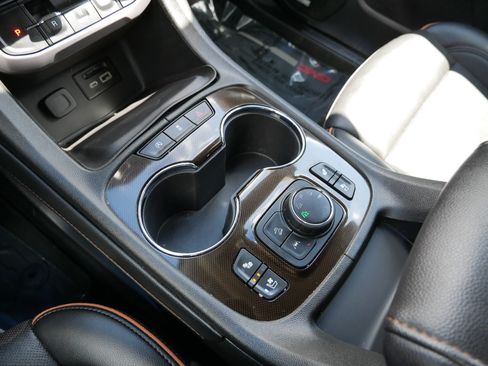 Used 2023 GMC Acadia AT4 w/ Technology Package AWD/4WD image 23