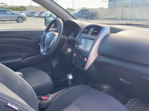Used 2019 Nissan Versa SV FWD image 12