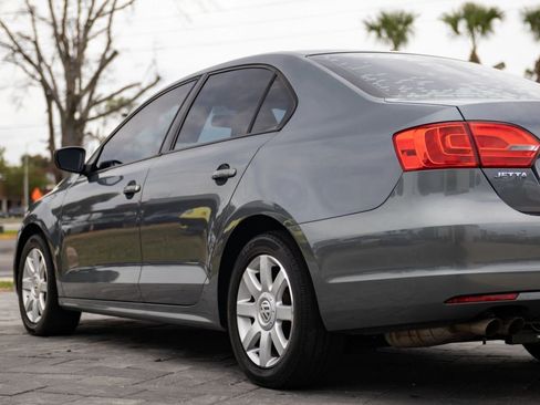 Used 2013 Volkswagen Jetta S FWD image 7