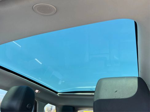 Used 2023 Land Rover Range Rover Evoque S image 17