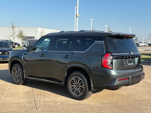 New 2026 Nissan Armada SL w/ Captain's Chari Seat Package image 6