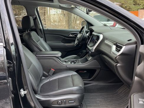 Used 2023 GMC Acadia SLT w/ Technology Package image 5