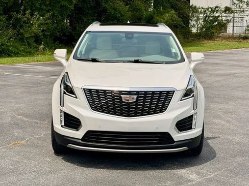 Used 2020 Cadillac XT5 Premium Luxury AWD/4WD image 12