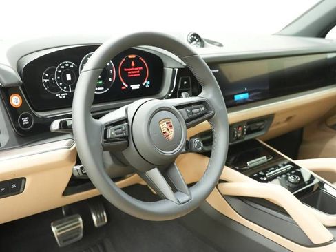 New 2026 Porsche Cayenne E-Hybrid AWD/4WD image 4