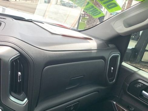 Used 2021 GMC Sierra 2500 Denali w/ Denali Ultimate Package image 28