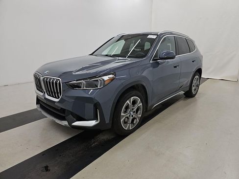 Used 2025 BMW X1 xDrive28i image 2