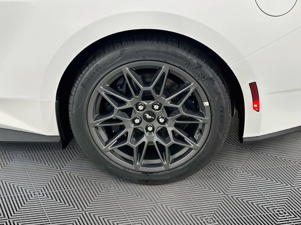 New 2026 Ford Mustang GT Premium w/ GT Performance Package RWD image 17