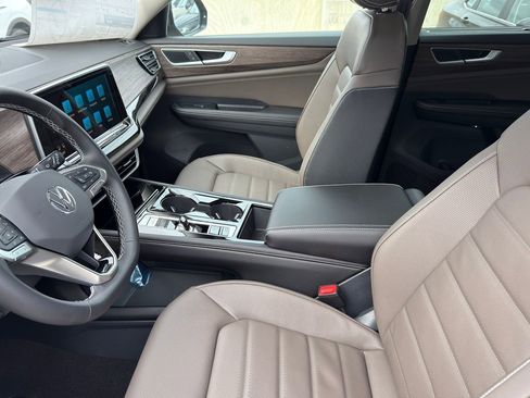 New 2026 Volkswagen Atlas SEL AWD/4WD image 10
