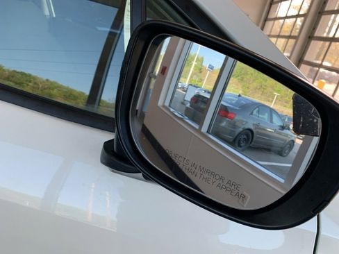 Certified 2024 Subaru Crosstrek 2.0i AWD/4WD image 20