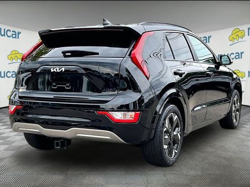 Used 2023 Kia Niro Wind w/ Wind Preserve Package FWD image 6