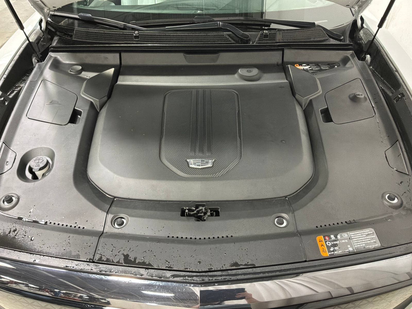 Used 2024 Cadillac Lyriq Sport AWD/4WD image 13