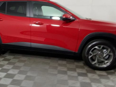 New 2026 Chevrolet Trax LT w/ Driver Confidence Package image 2