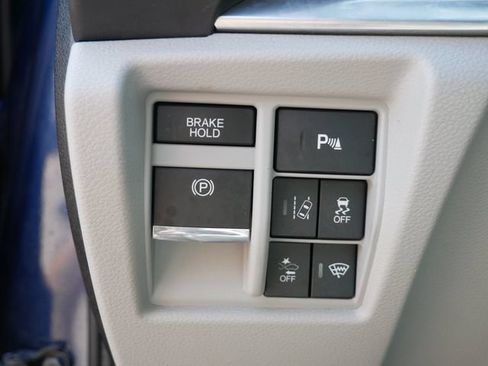 Used 2017 Acura MDX SH-AWD w/ Advance Package image 16