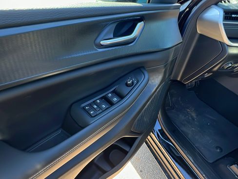 New 2025 Jeep Grand Cherokee L Altitude image 15