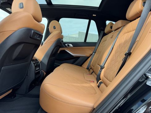 Used 2023 BMW X5 xDrive40i w/ Premium Package image 31