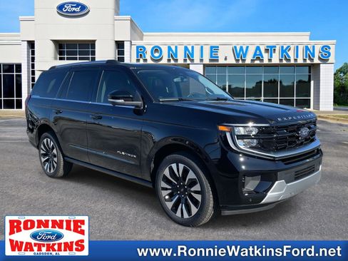 New 2025 Ford Expedition Platinum w/ Driver's Package image 1