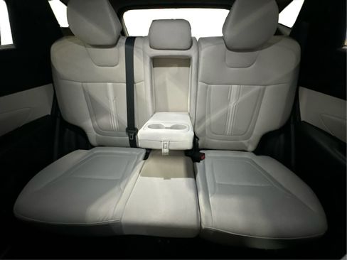 Certified 2025 Hyundai Tucson SEL AWD/4WD image 14