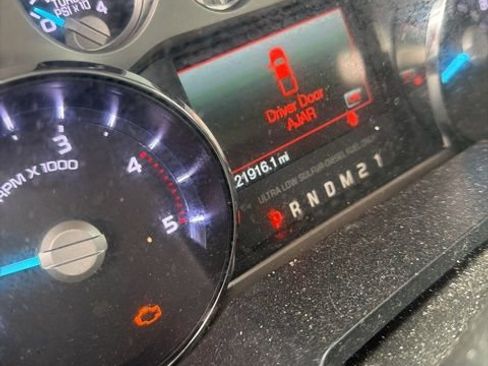 Used 2015 Ford F250 Lariat w/ Lariat Ultimate Package image 22