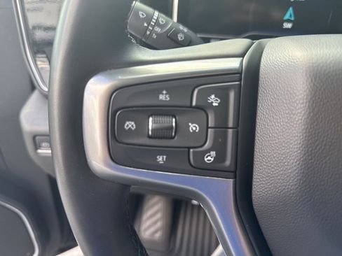 Used 2023 Chevrolet Silverado 1500 LT image 13