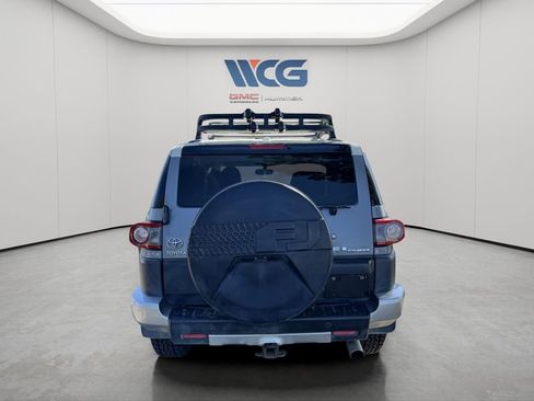 Used 2014 Toyota FJ Cruiser 4WD w/ Upgrade Package image 5