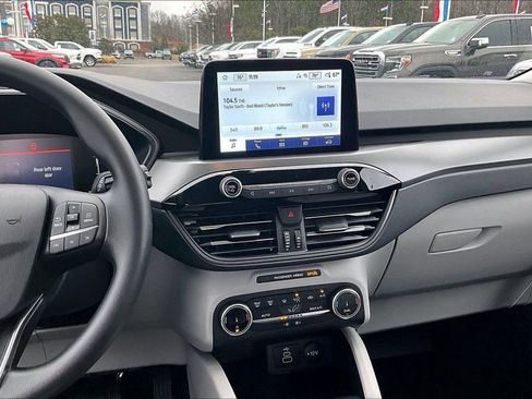 New 2026 Ford Escape Active image 7