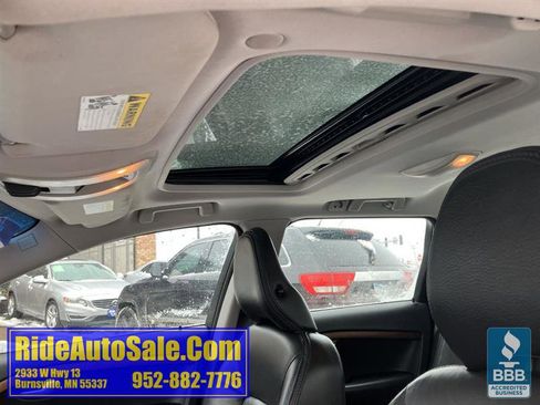 Used 2011 Volvo XC70 3.2 image 27