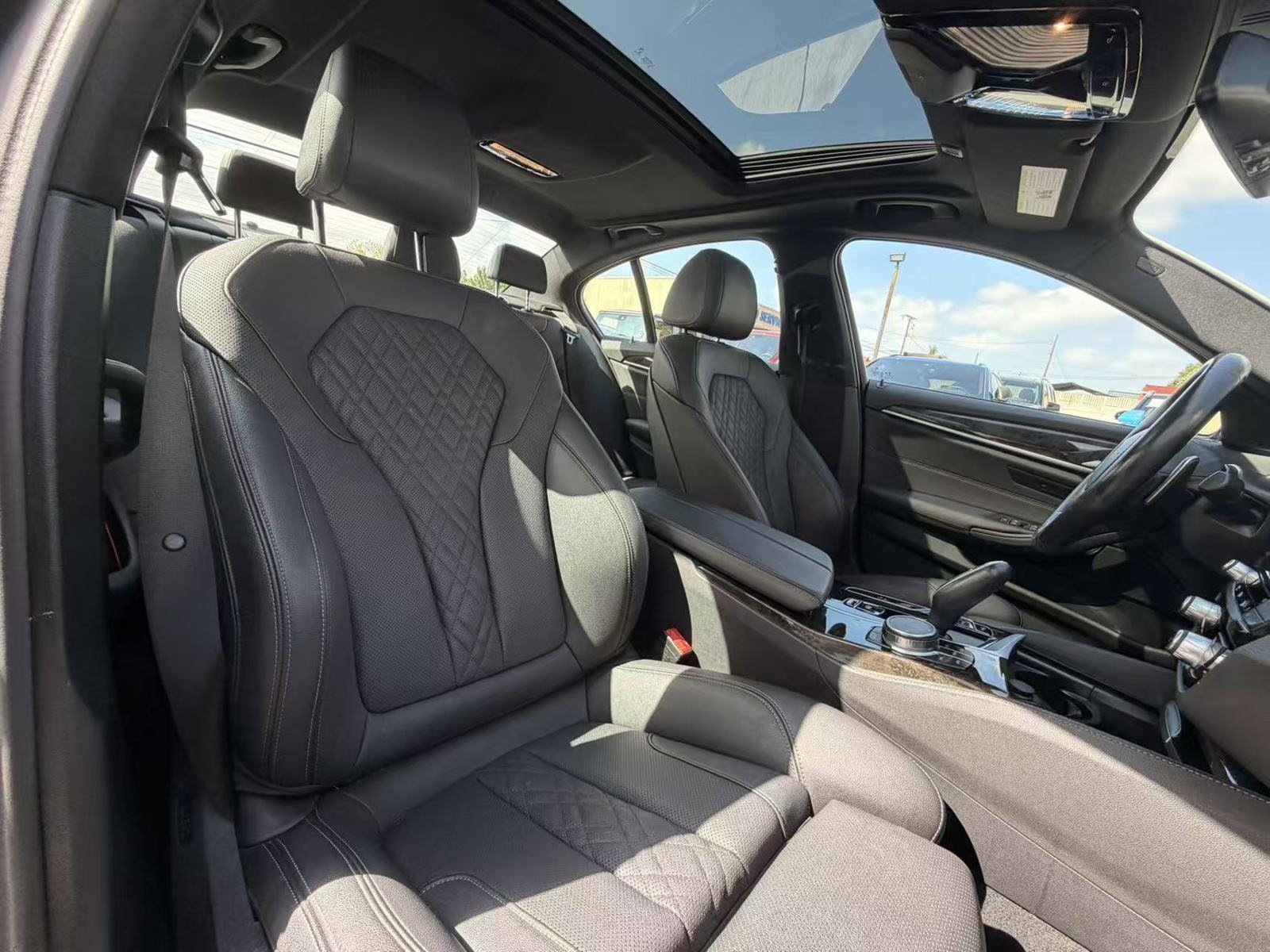 Used 2023 BMW 530i w/ M Sport Package RWD image 17