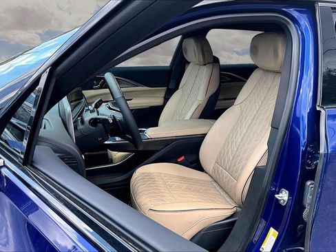 Used 2024 Cadillac Lyriq Sport w/ Nappa Leather Package AWD/4WD image 21