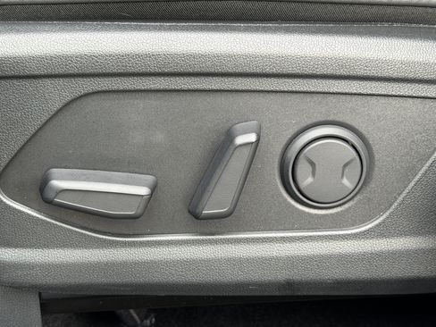 Certified 2023 Kia Sorento EX AWD/4WD image 16
