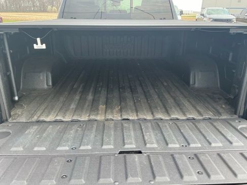 Used 2024 Chevrolet Silverado 1500 High Country AWD/4WD image 6