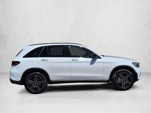 Used 2022 Mercedes-Benz GLC 300 4MATIC image 4