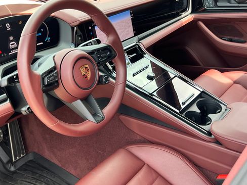 Certified 2026 Porsche Panamera 4 AWD/4WD image 4