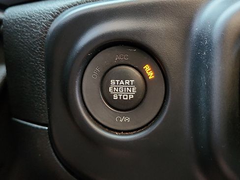 Used 2020 Jeep Wrangler Unlimited Rubicon w/ Quick Order Package 28Y Recon AWD/4WD image 16