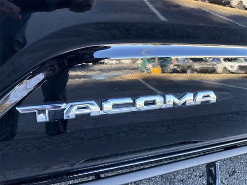 Used 2024 Toyota Tacoma SR5 image 12