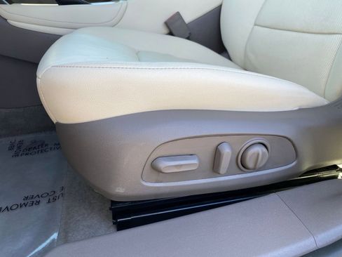 Used 2024 Chevrolet Malibu LT image 23