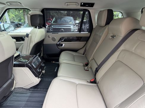 Used 2019 Land Rover Range Rover Long Wheelbase Supercharged AWD/4WD image 32