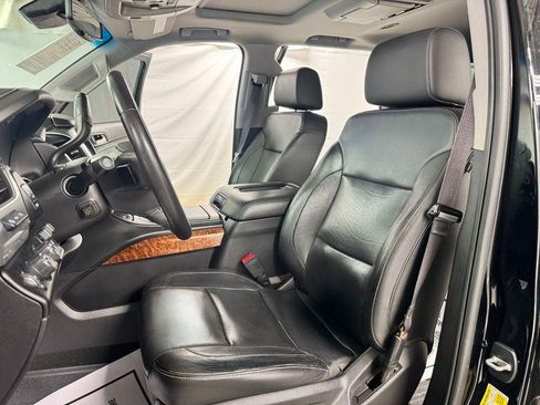 Used 2017 Chevrolet Tahoe Premier AWD/4WD image 7