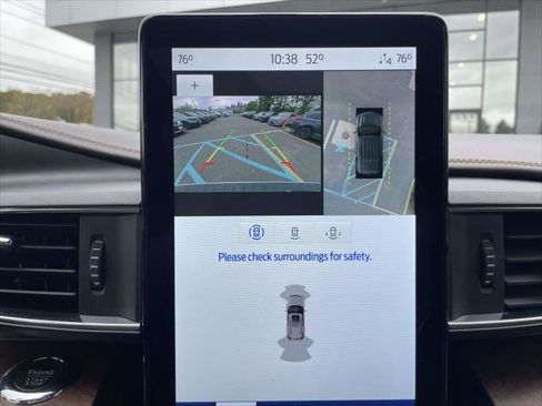 Used 2022 Ford Explorer King Ranch w/ Premium Technology Package image 29