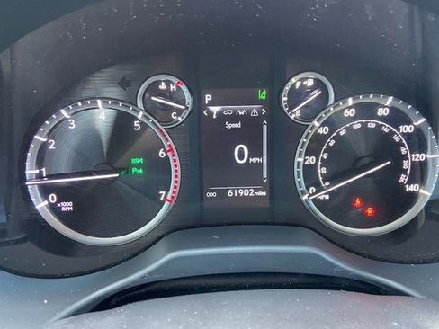 Used 2021 Lexus GX 460 Premium w/ Premium Package image 19