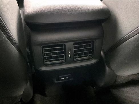 Used 2024 Toyota RAV4 XLE image 31