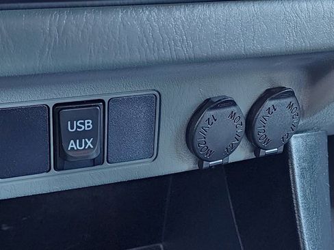 Used 2015 Toyota Tacoma PreRunner image 25