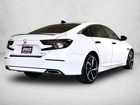 Used 2022 Honda Accord Sport image 2