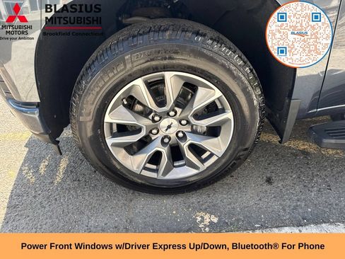 Used 2022 Chevrolet Silverado 1500 RST w/ Safety Package AWD/4WD image 18