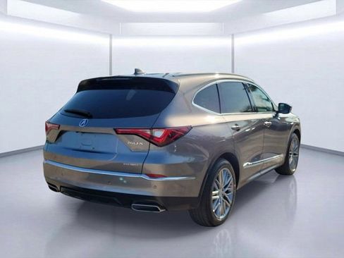 Used 2023 Acura MDX SH-AWD w/ Advance Package image 4