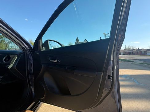 Used 2014 Chevrolet Cruze LT w/ RS Package FWD image 43