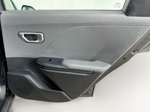 Used 2025 Kia K4 FWD image 28