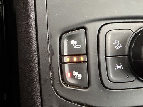 Certified 2024 GMC Terrain SLT AWD/4WD image 25