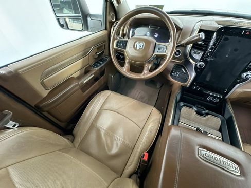 Used 2024 RAM 3500 Limited w/ Towing Technology Group AWD/4WD image 9