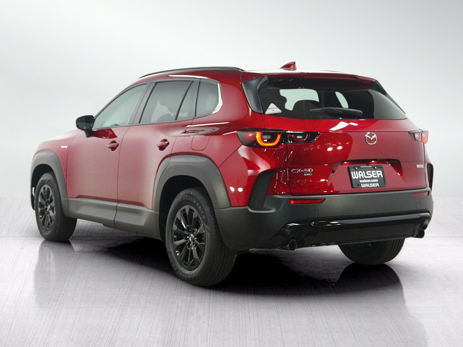 Used 2025 MAZDA CX-50 AWD 2.5 Hybrid w/ Premium Pkg image 3