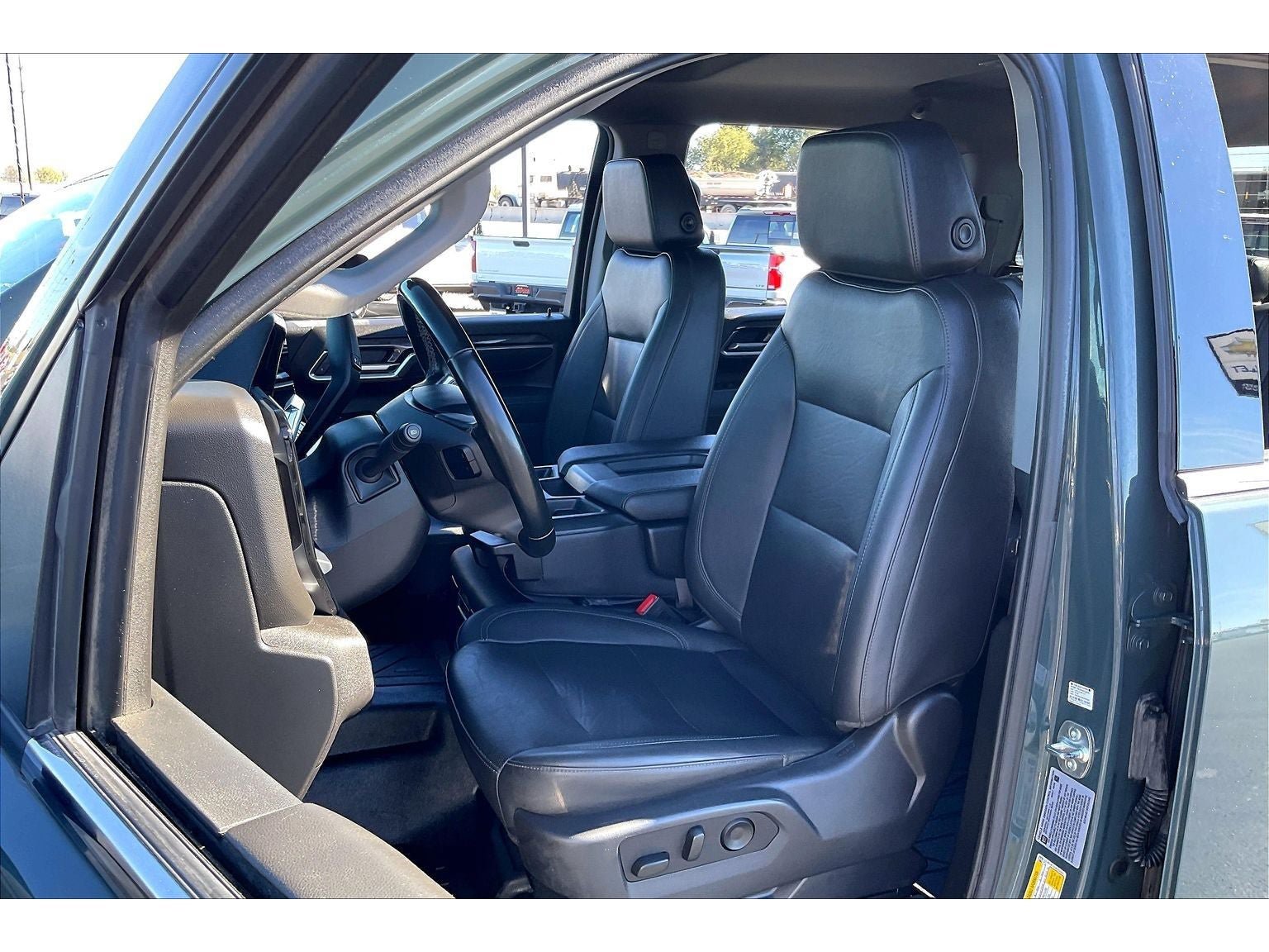 Used 2025 Chevrolet Silverado 3500 LTZ AWD/4WD image 26